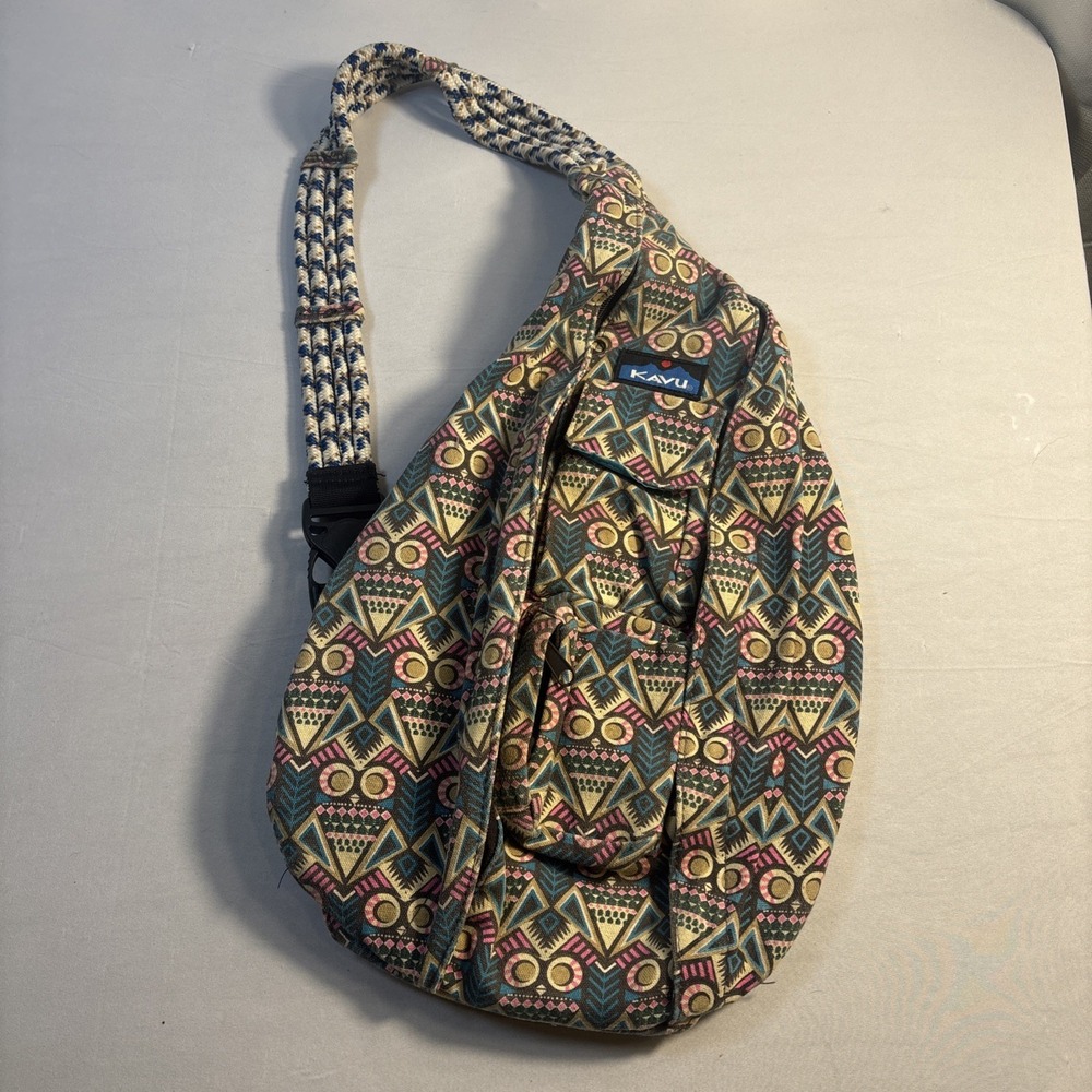 KAVU Rope Sling Bag Hiking Aztec Pattern Boho‎ Festival Crossbody Backpack